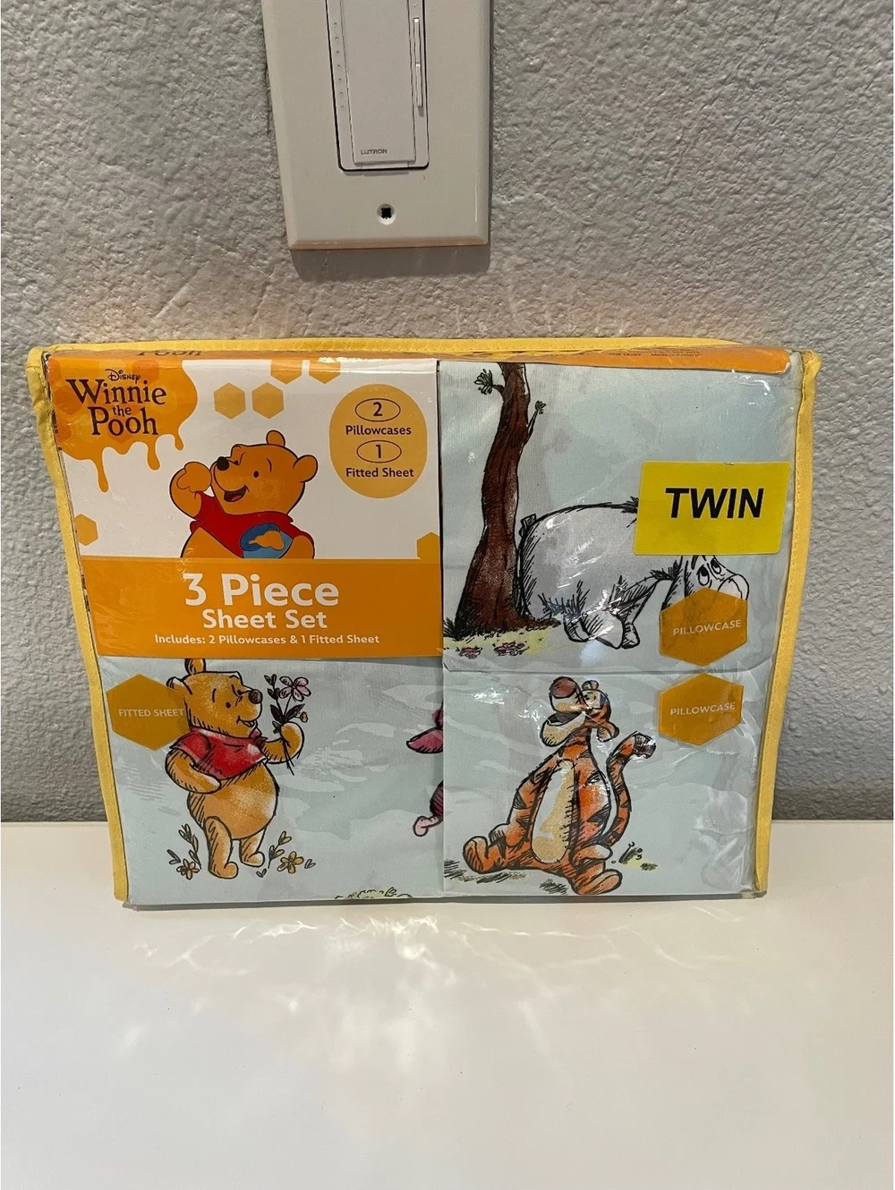 Disney Winnie the Pooh 3 Piece Twin Sheet Set with 2 Pillowc